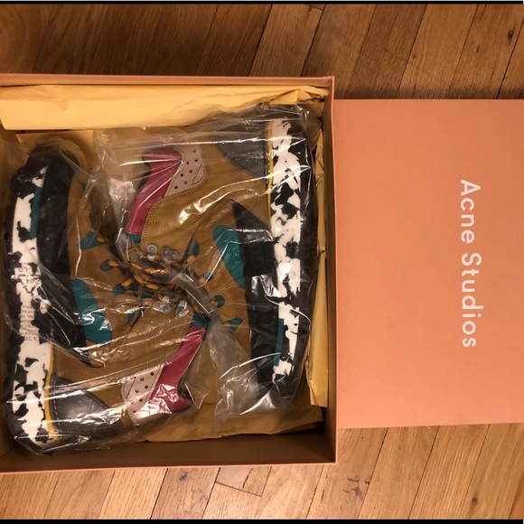 Never Worn Acne Studios Bertrands - Picture 7 of 7